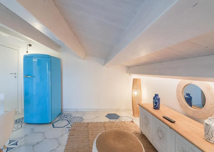 Boutique - Blue Sea *