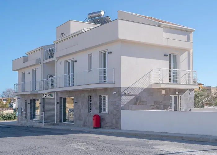 Boutique - Blue Sea * Avola